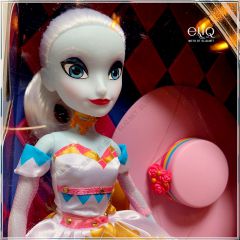 Большая кукла Disney Parks Carrie Attractionistas Кэрри Дисней оригинал