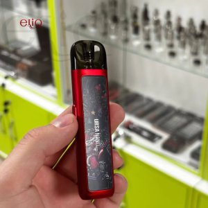 Lost Vape Ursa Nano Pod Kit колір Rock The Party -в руці компактний розмір