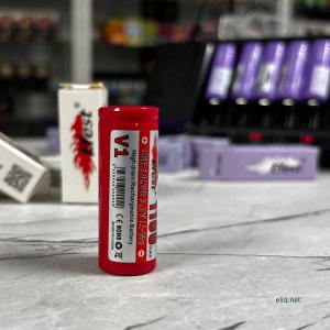 Акумулятор Efest IMR 18500 1100mAh з білим корпусом та червоними написами, реальне фото у високій деталізації